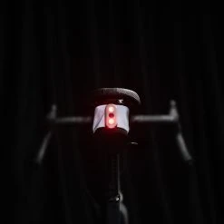 Decathlon Reflective Saddle Bag 0.6L Easy M -Alphanova Shop k2cd1dc2c7357750e0bb9a931912bc830