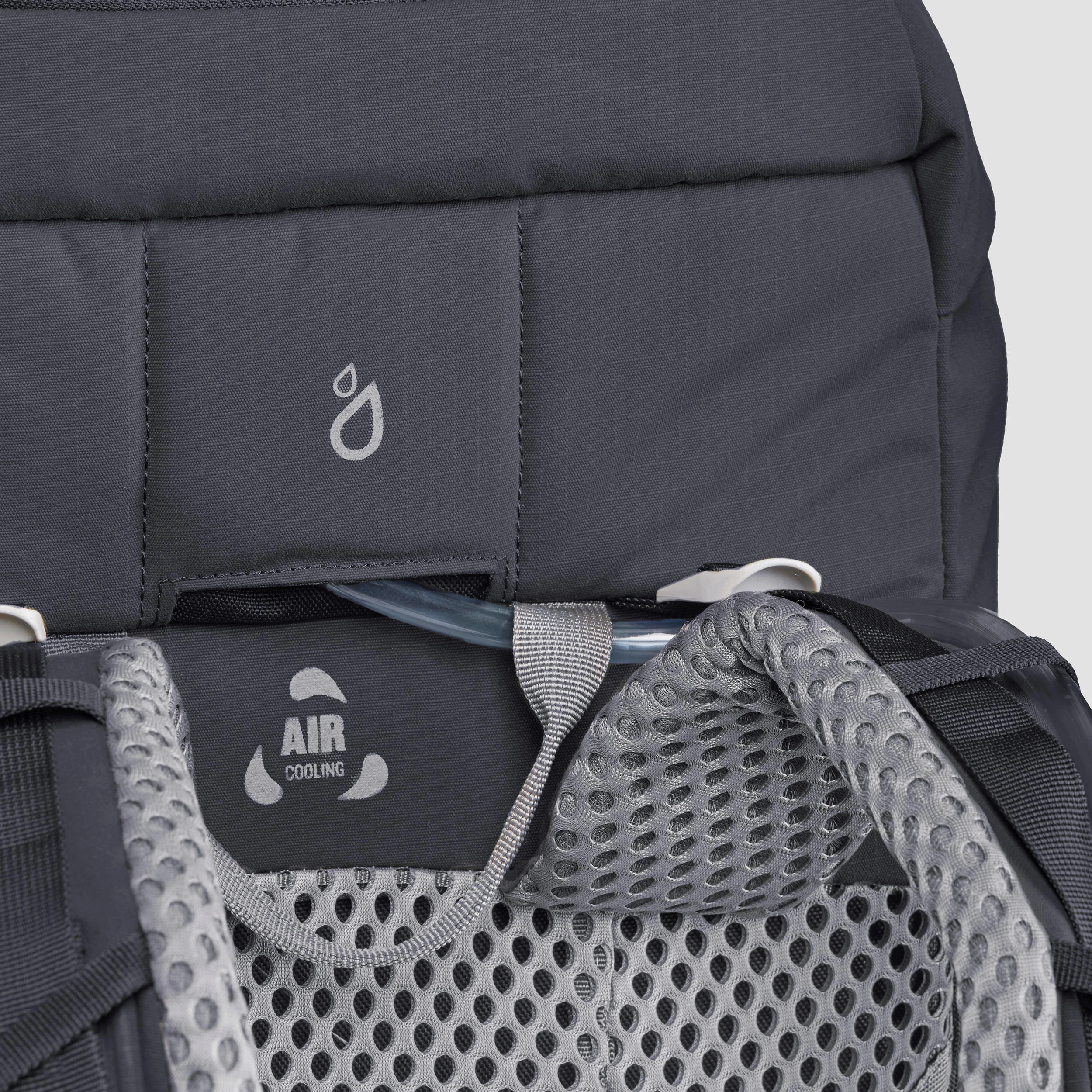 Quechua Mountain Hiking Backpack 40L 13 Quechua Mountain Hiking Backpack 40L - Image 11