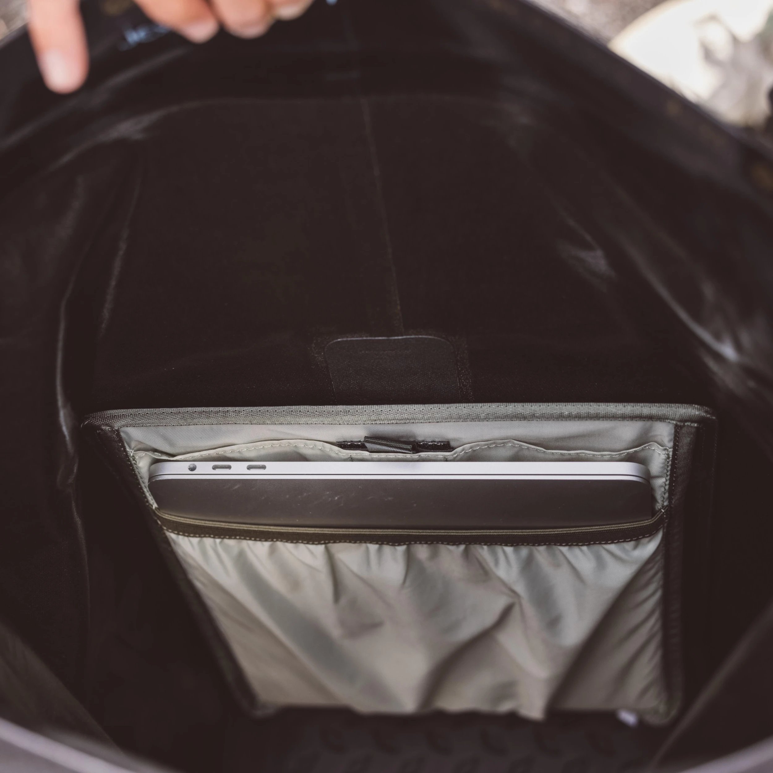 Riverside IPX6 24L Waterproof Touring Pannier Bike Bag 10 Riverside IPX6 24L Waterproof Touring Pannier Bike Bag - Image 8