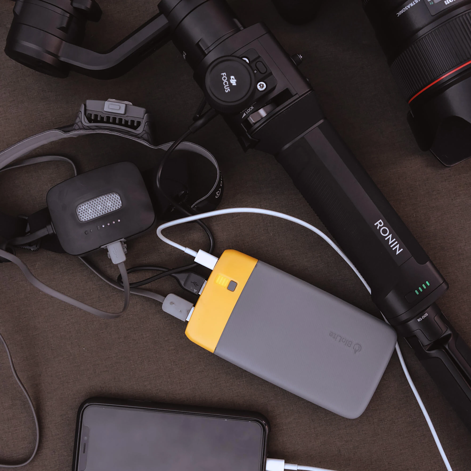 GMT External 6000mAh Charger 4 GMT External 6000mAh Charger - Image 2