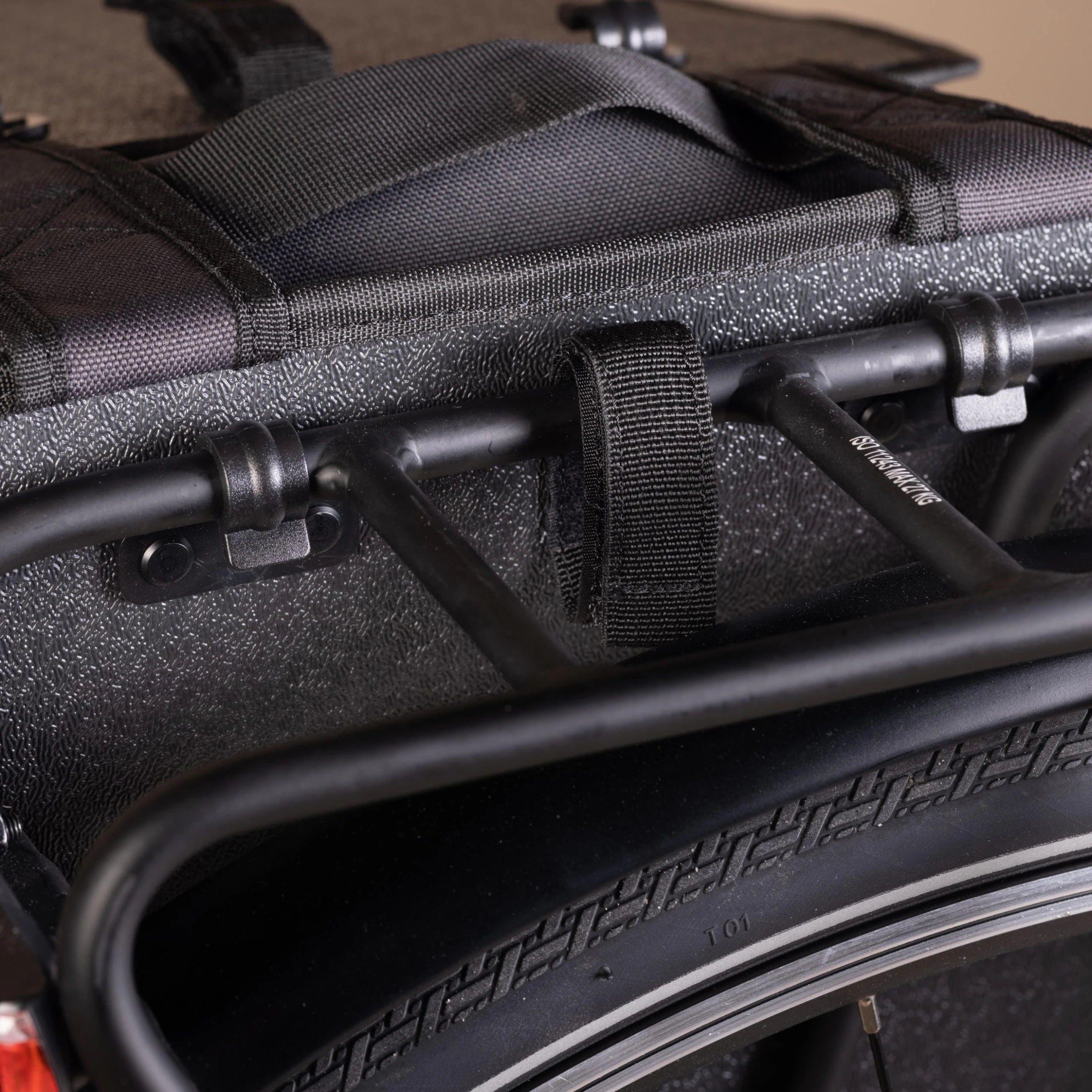 ELOPS 100 Double Bike Bag 2 X 15L 7 ELOPS 100 Double Bike Bag 2 X 15L - Image 5