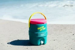IGLOO Retro Barrel Of Fun 2 Gallon -Alphanova Shop kc88273d206089a3a71fec21ebeffb697